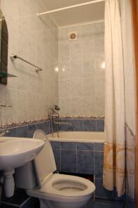 Мини-гостиница в 100 м от моря,  300-500 руб  с человека