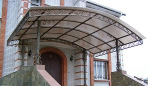 Прозрачная кровля сотовым поликарбонатом. Теплицы, навесы и козырьки. Крым.