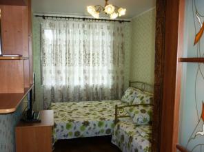 Отдых в Крыму. Квартира 2комн. в 50 м от пляжа пгт Приморский Феодосия