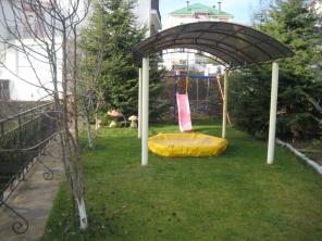 Шикарная вилла с бассейном в курортном поселке Мисхор. Ялта