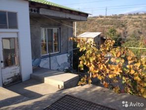 Продается дом в с. Изобильном (красный рай) под Алуштой.