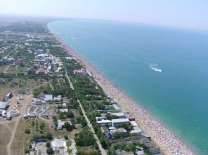Сдам на лето свой дом /отдельные комнаты под Севастополем, п. Угловое