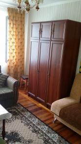 Квартира (комната)  у Массандровского парка