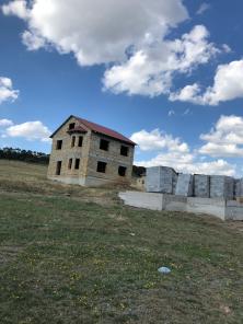Продаю 2-эт дом с эркером 160 м2 10 соток