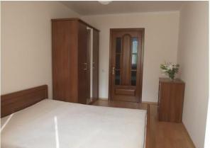 3х комн. квартира до 6 чел. 400м до пляжа. Рядом парк