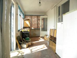 Трехкомнатный домик в курортном пригороде Евпатории