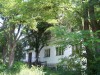 .Продается здание под гостиницу на участке полтора гектара в Крыму недорого.